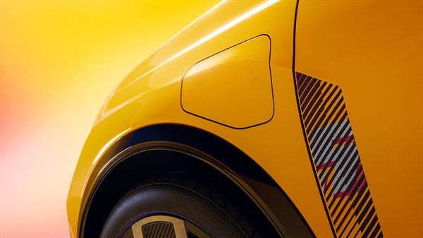 Charging DC - Renault 5 100% electric