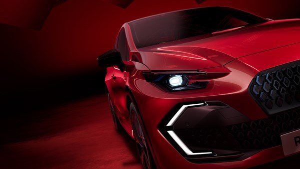 Renault Clio - new signature  design 