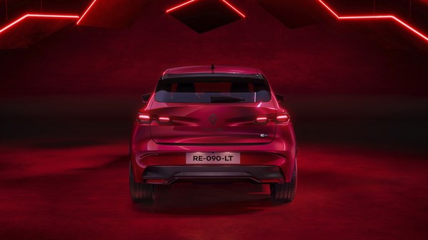 rear view with central logo and sculpted lights - Renault Clio