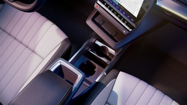 Onboard storage - Renault Scenic E-Tech electric