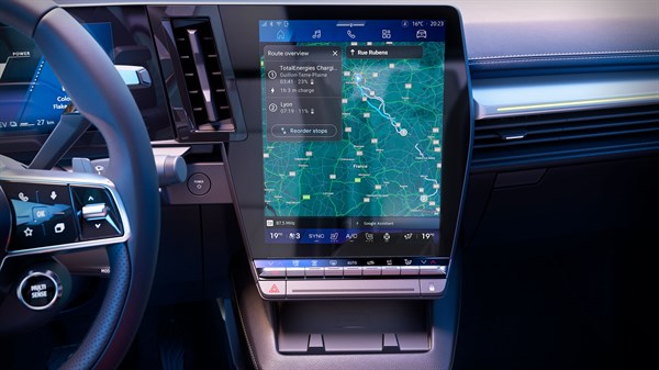 search for charging points with openR link - Renault Scenic E-Tech electric