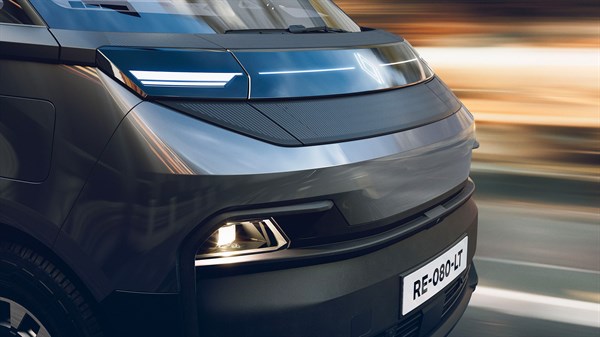 nouveau Renault Trafic Van E-Tech électrique - design futuriste et contemporain