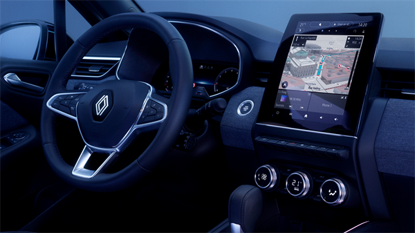 Renault Clio E-Tech full hybrid - digital speedometer, multimedia screen